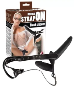 Strap-on két szilikon vibrátorral, dupla élvezet – Dupla Strap-On